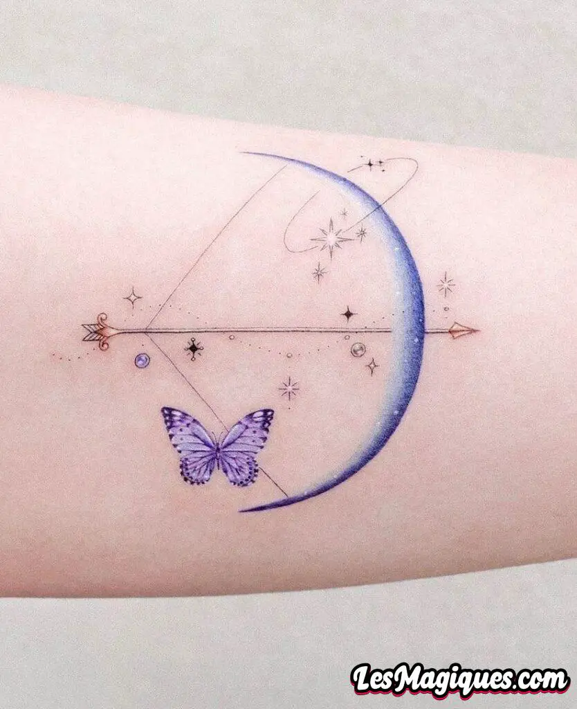 Tatouage flèche et lune
