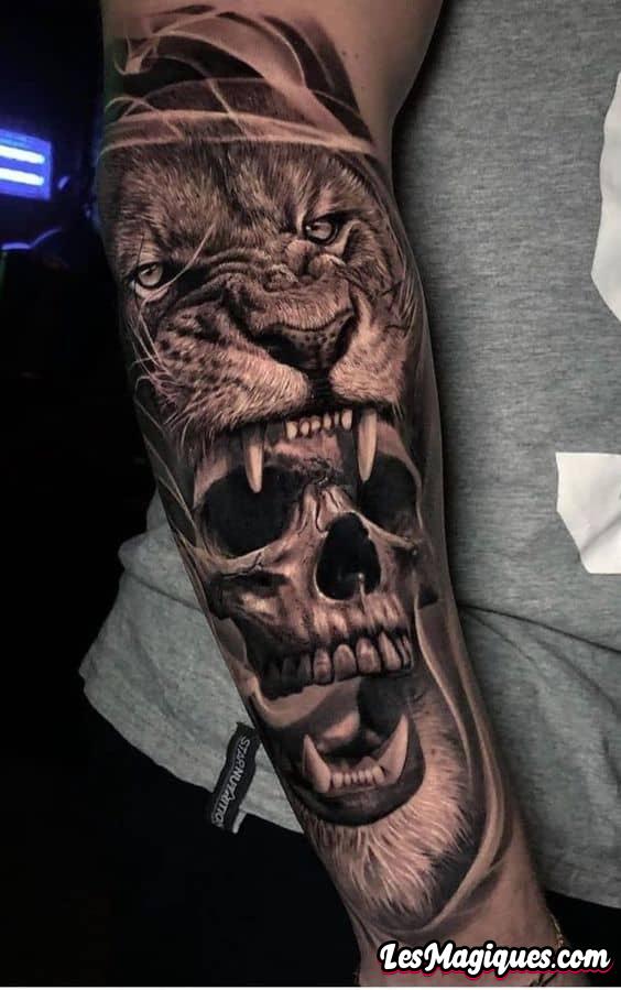 Tatouage Lion Noir Et Gris