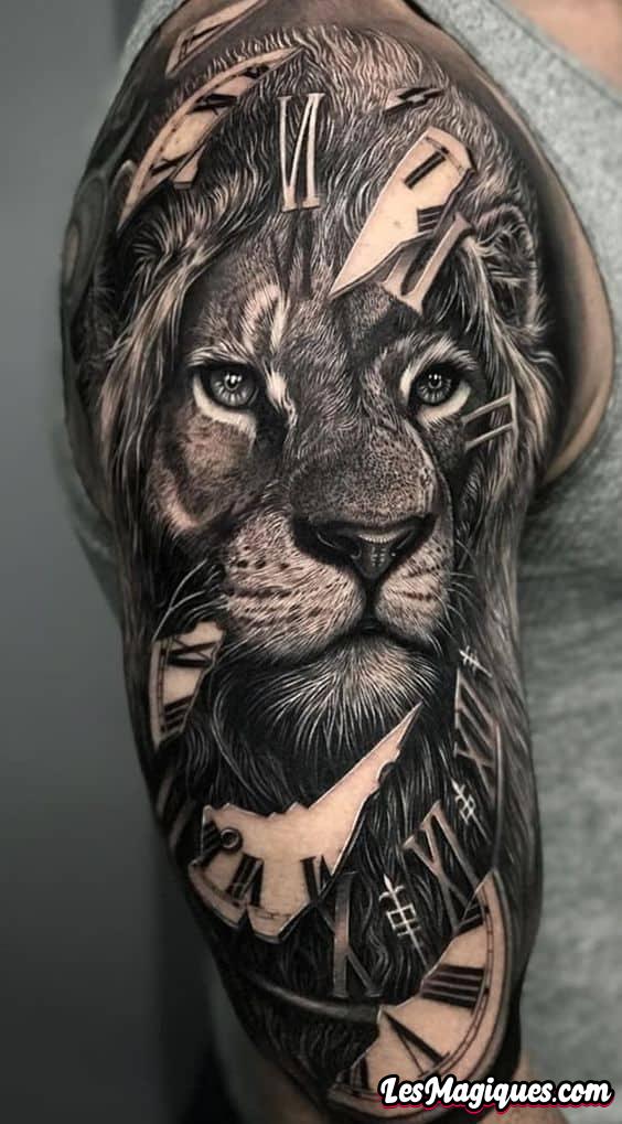 Tatouage Lion Noir Et Gris