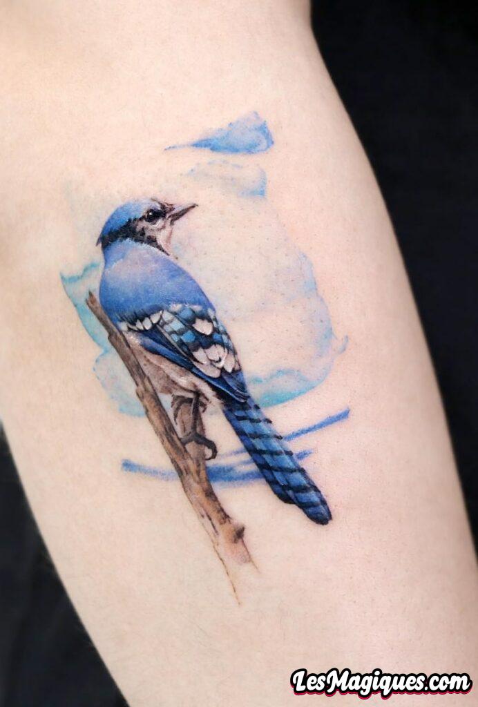 Tatouage d'oiseau bleu