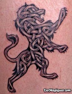 Tatouage Lion Celtique