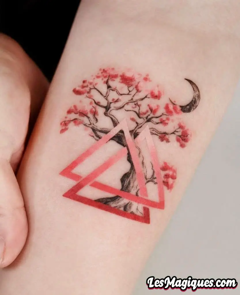 Tatouage d'arbre de fleur de cerisier