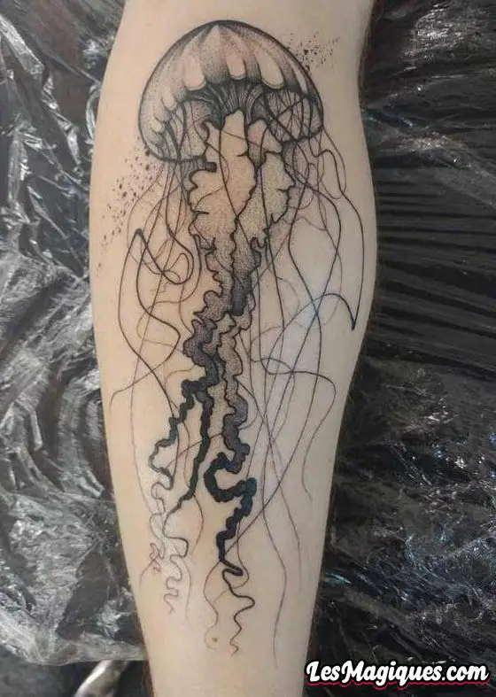 Tatouage de méduses à points