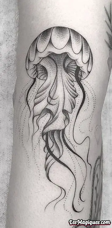 Tatouage de méduses à points