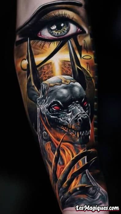 Tatouage d'Anubis égyptien
