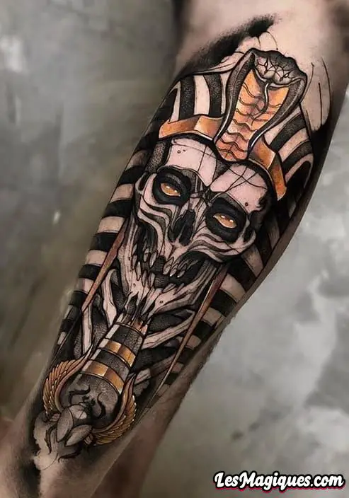 Tatouage Crâne Égyptien