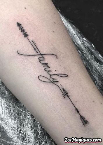 Tatouage Famille Flèche
