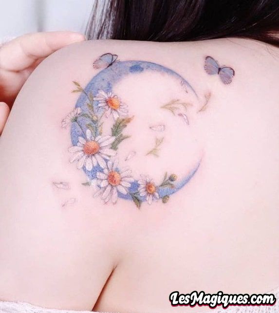 Tatouage Floral Croissant De Lune