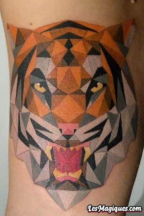 Tatouage Tigre Géométrique