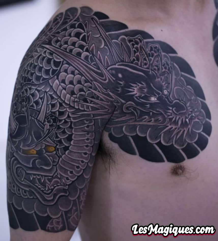 Dragon japonais et tatouage de masque Hannya