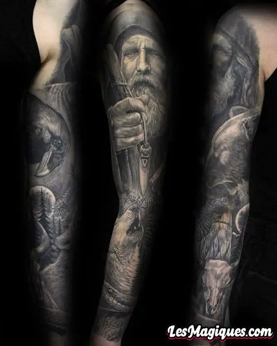Manche de tatouage Odin