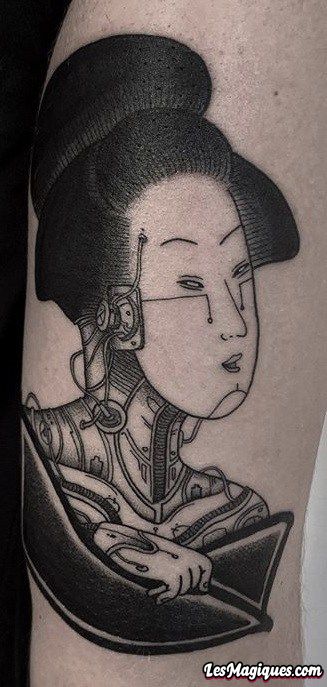 Tatouage Geisha Robotique
