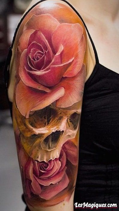 Tatouage Rose et Crâne