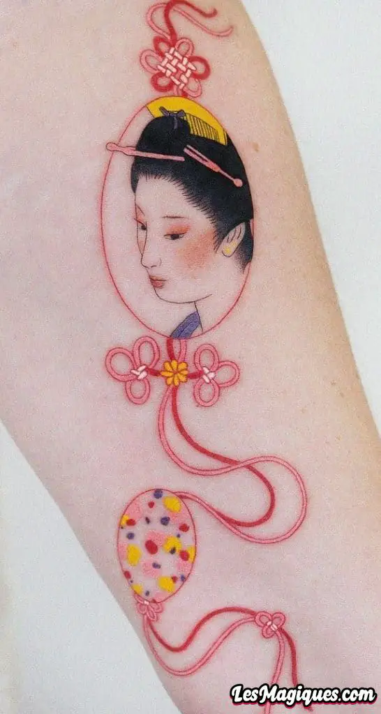 Petit tatouage de geisha