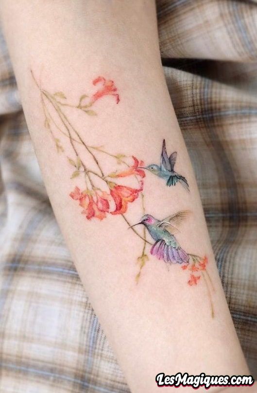 Tatouage Colibri et Fleur