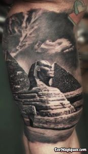 Tatouage de sphinx égyptien
