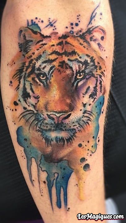 Tatouage aquarelle de tigre