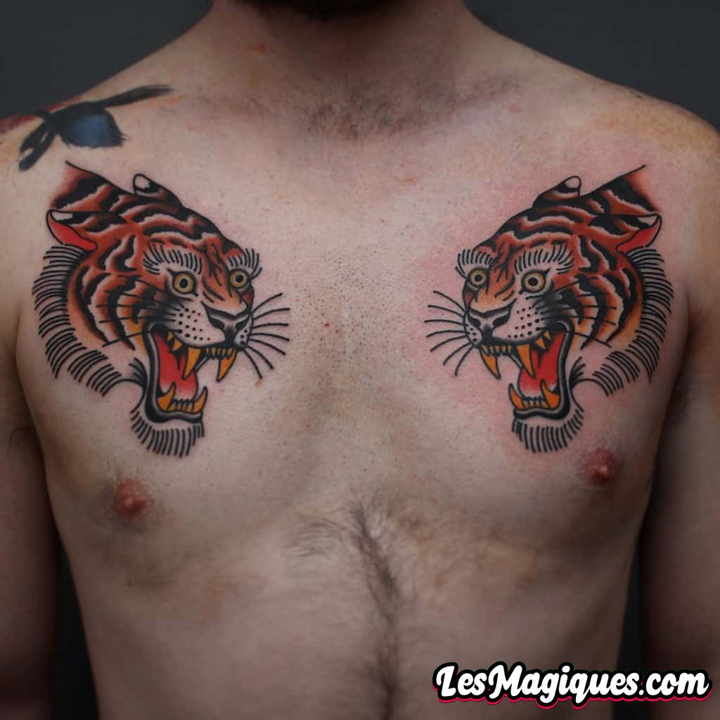 Tatouage de poitrine de tigre traditionnel