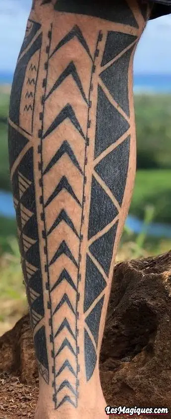 Tatouage Tribal Flèche