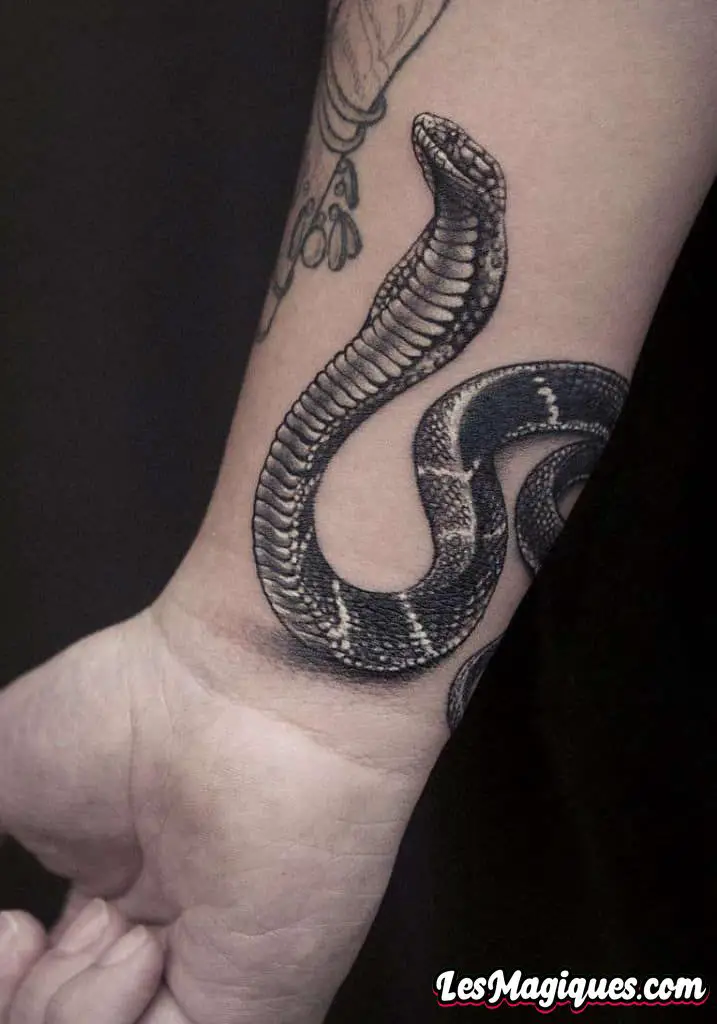 Tatouage Uraeus